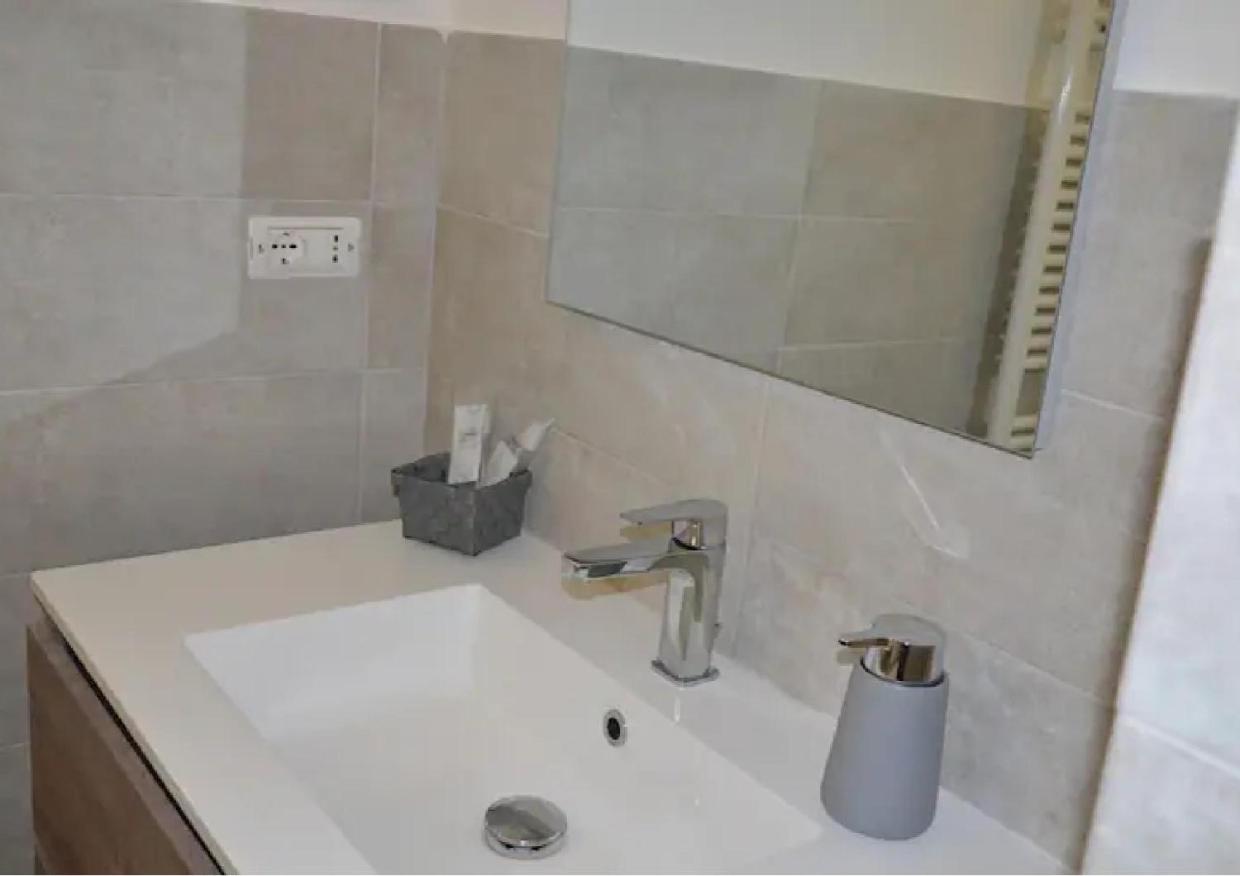 Bed and Breakfast Residenza Cavour Флоренция Экстерьер фото